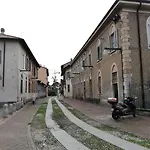 Cozy In A Secret Corner Of Milano