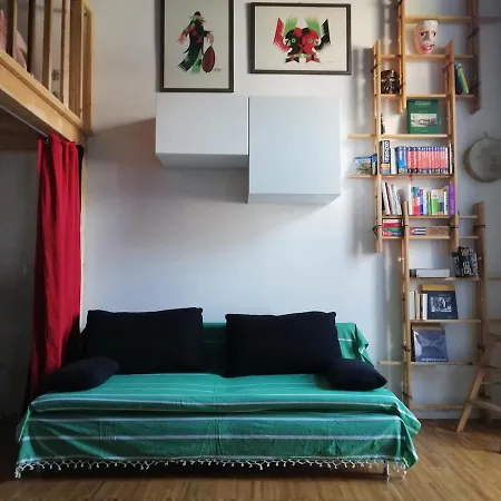 Cozy In A Secret Corner Of Daire Milano